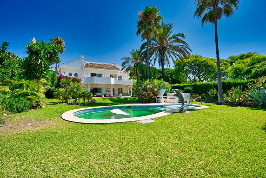 Villa for sale in Marbella