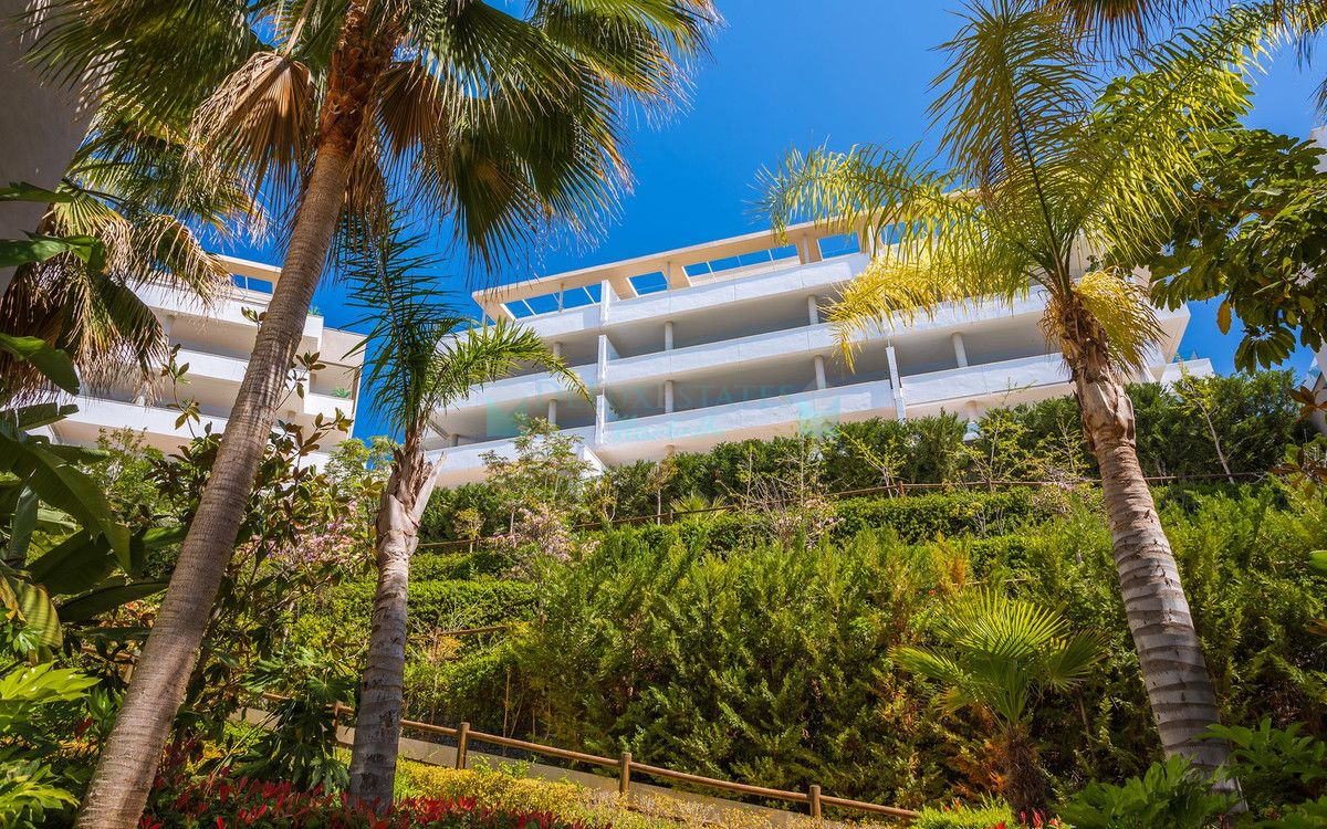 Apartamento en venta en Benahavis