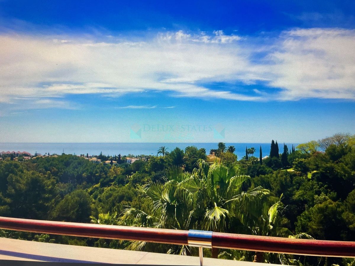 Penthouse for sale in Marbella Golden Mile