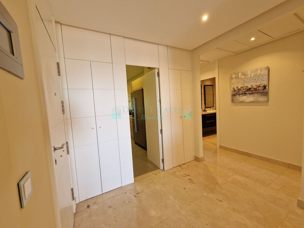 Apartamento Planta Baja en alquiler en La Quinta, Benahavis