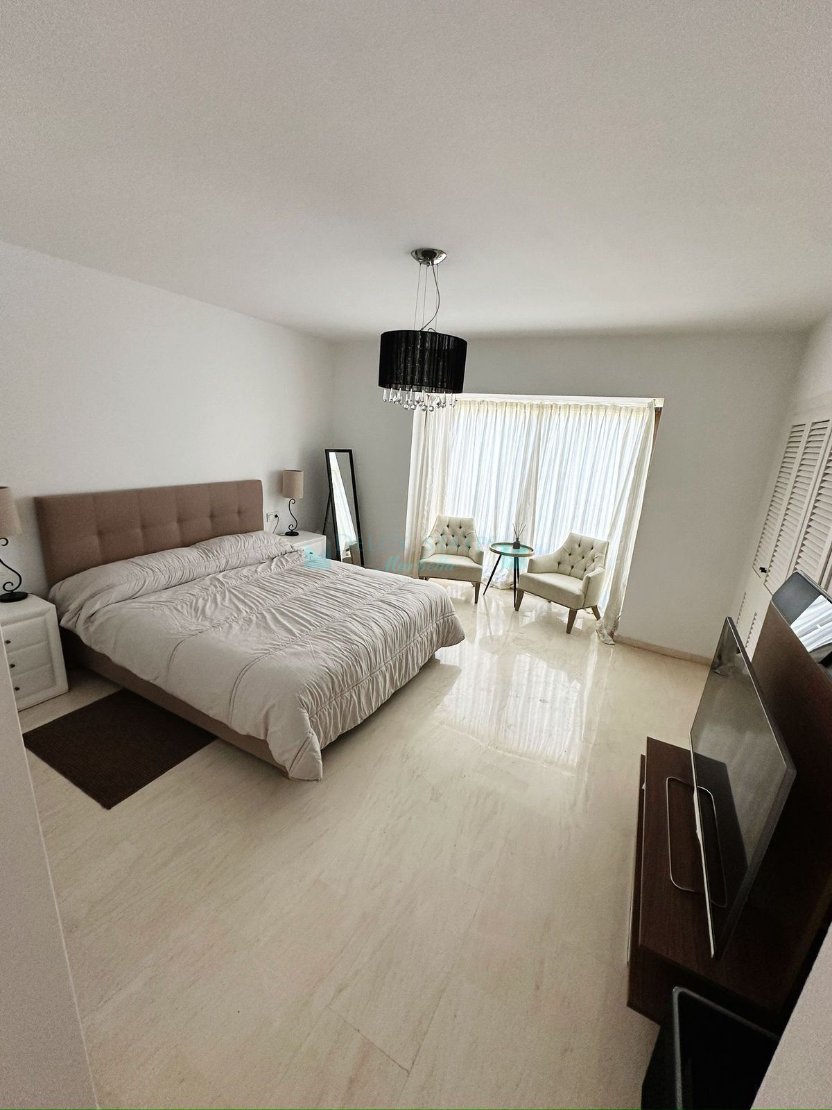 Apartamento en venta en Estepona