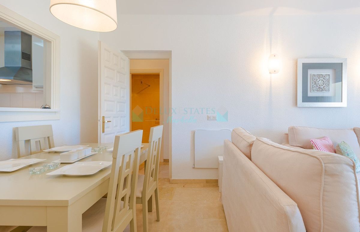 Ground Floor Apartment for rent in El Paraiso, Estepona