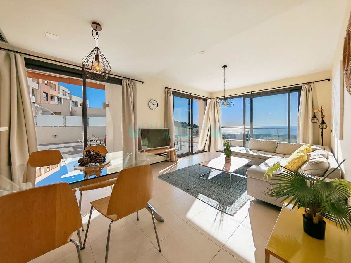 Ático en venta en Los Altos de los Monteros, Marbella Este