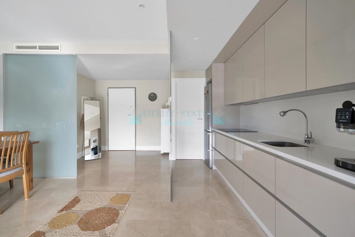 Apartment for sale in Estepona