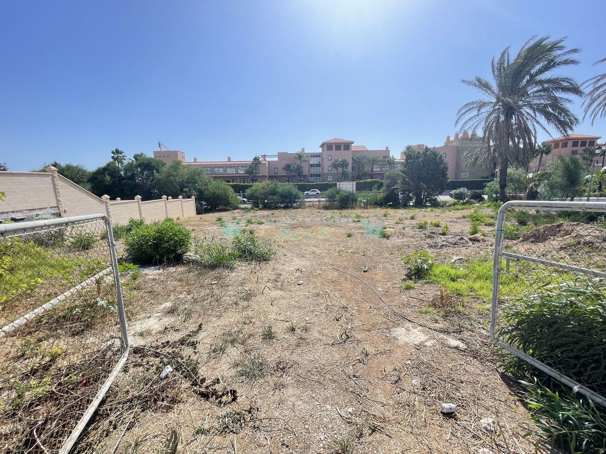 Residential Plot for sale in Estepona
