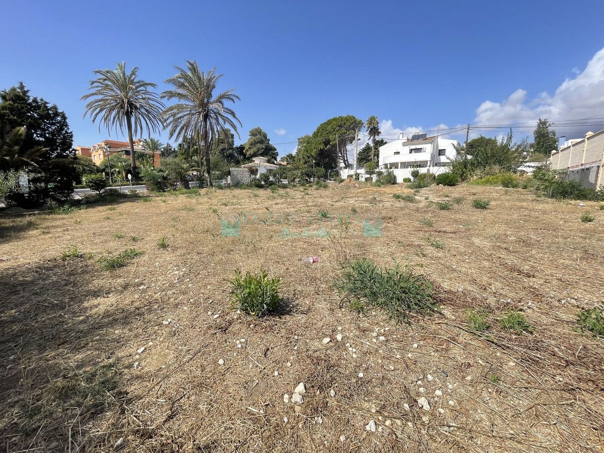Residential Plot for sale in Estepona