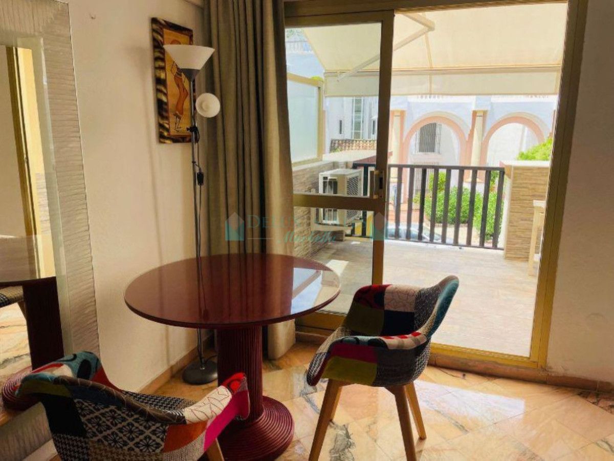 Ground Floor Apartment for sale in Elviria, Marbella East