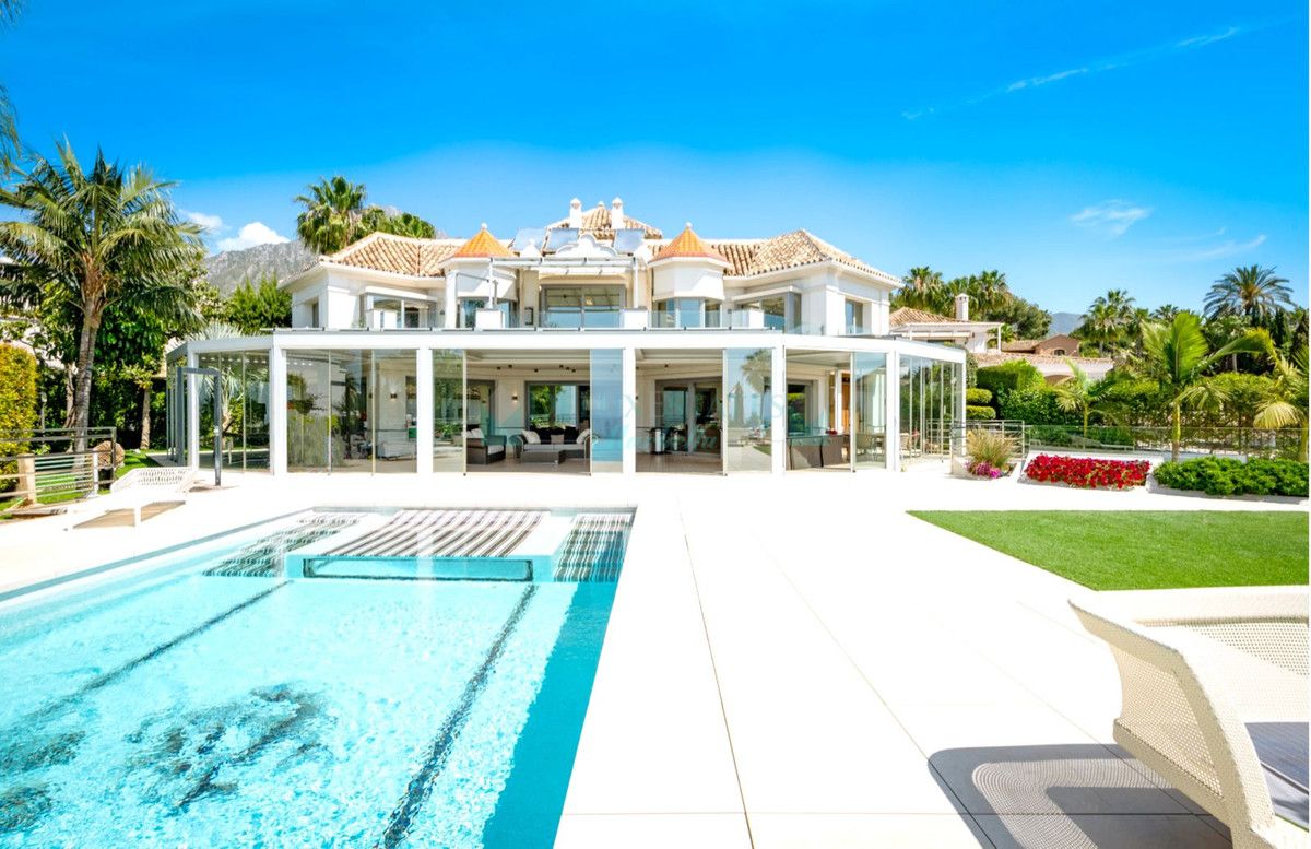 Villa for sale in Sierra Blanca, Marbella Golden Mile