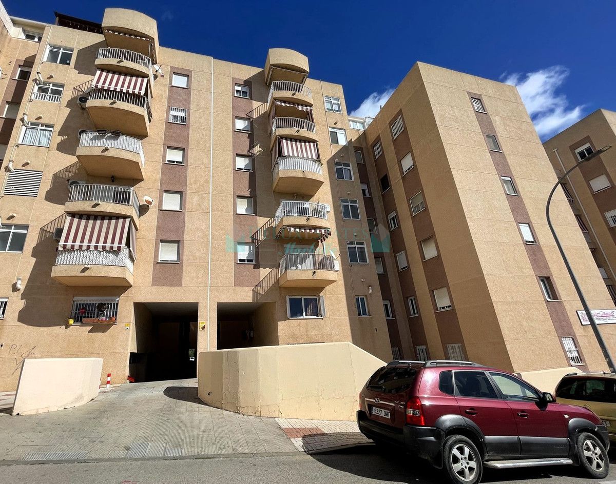 Apartamento en venta en Estepona