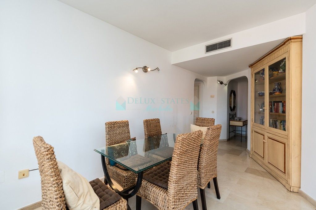 Apartamento en venta en Elviria, Marbella Este