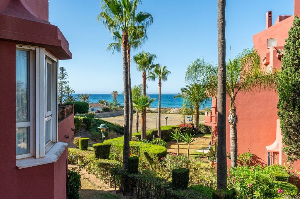 Apartamento en venta en Elviria, Marbella Este