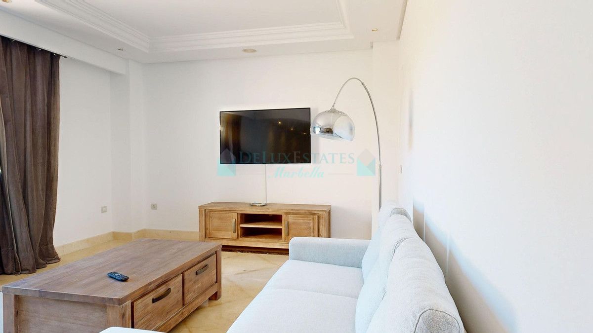 Apartamento en venta en Estepona