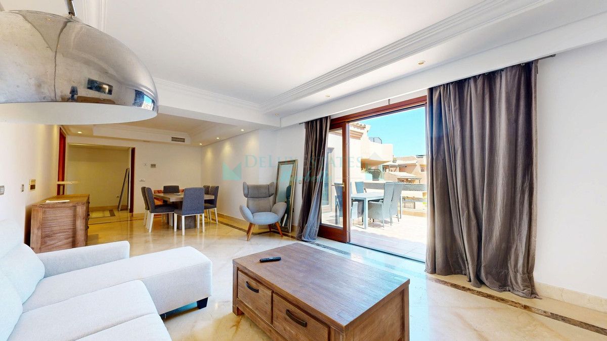 Apartamento en venta en Estepona