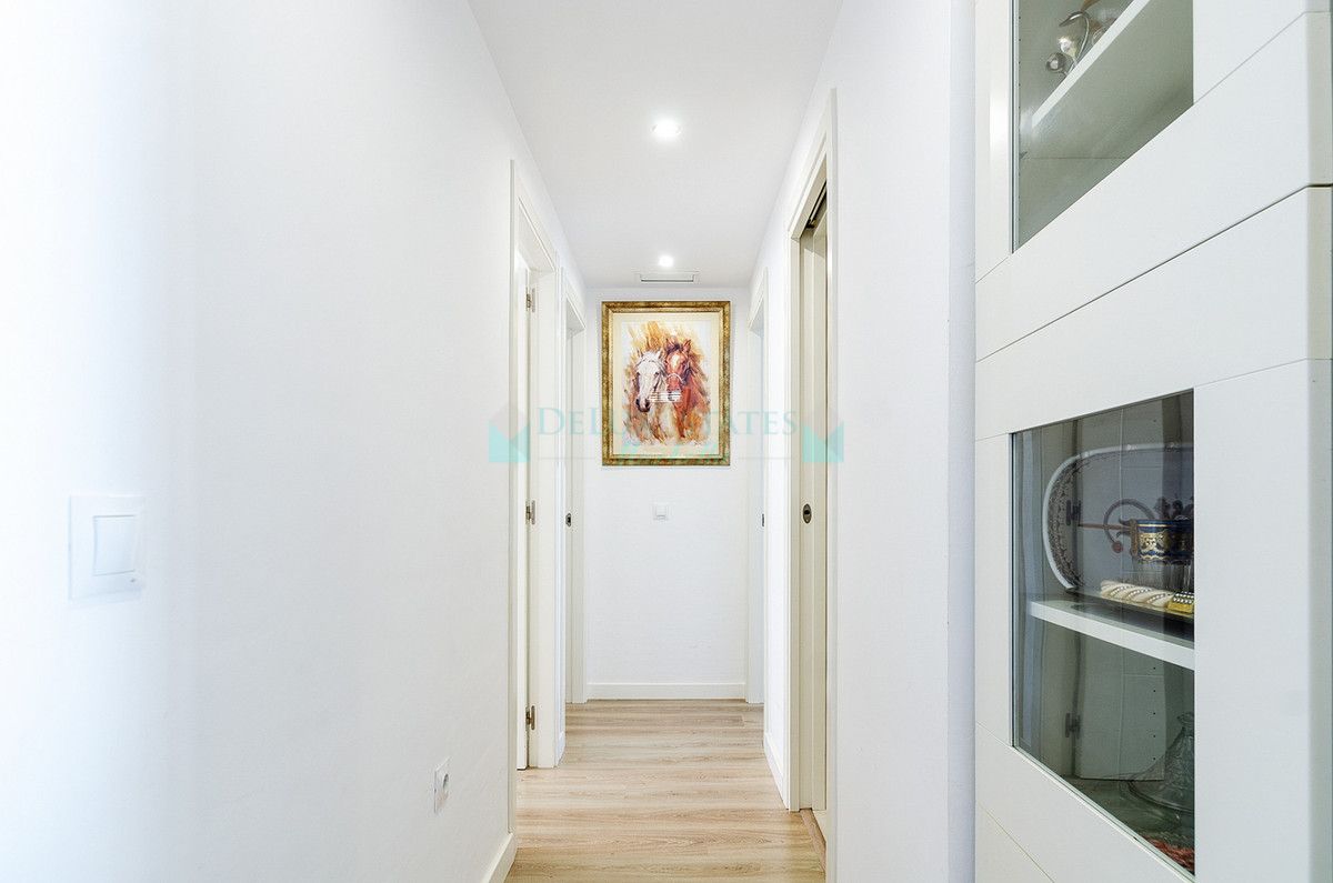 Apartamento en venta en La Campana, Nueva Andalucia
