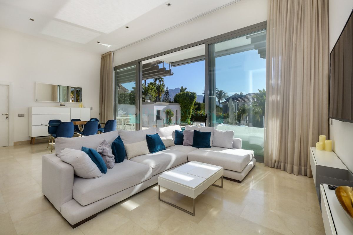 Villa for rent in La Quinta, Benahavis