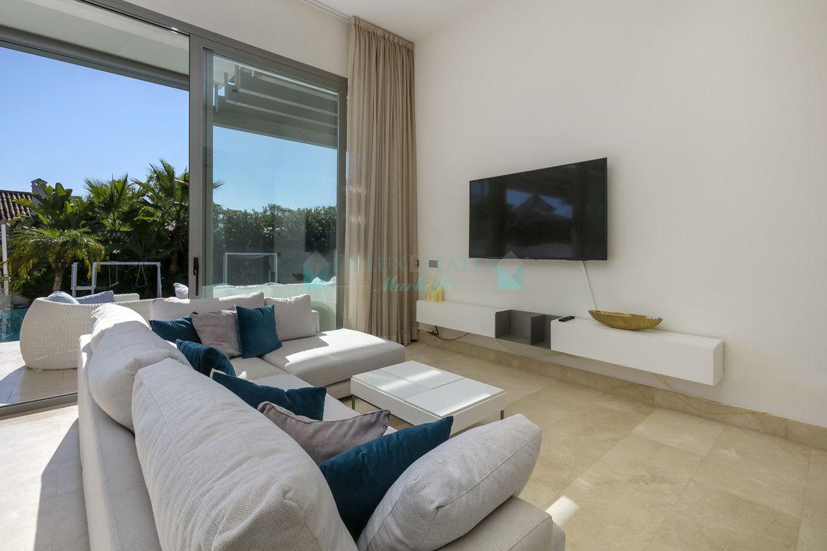 Villa for rent in La Quinta, Benahavis