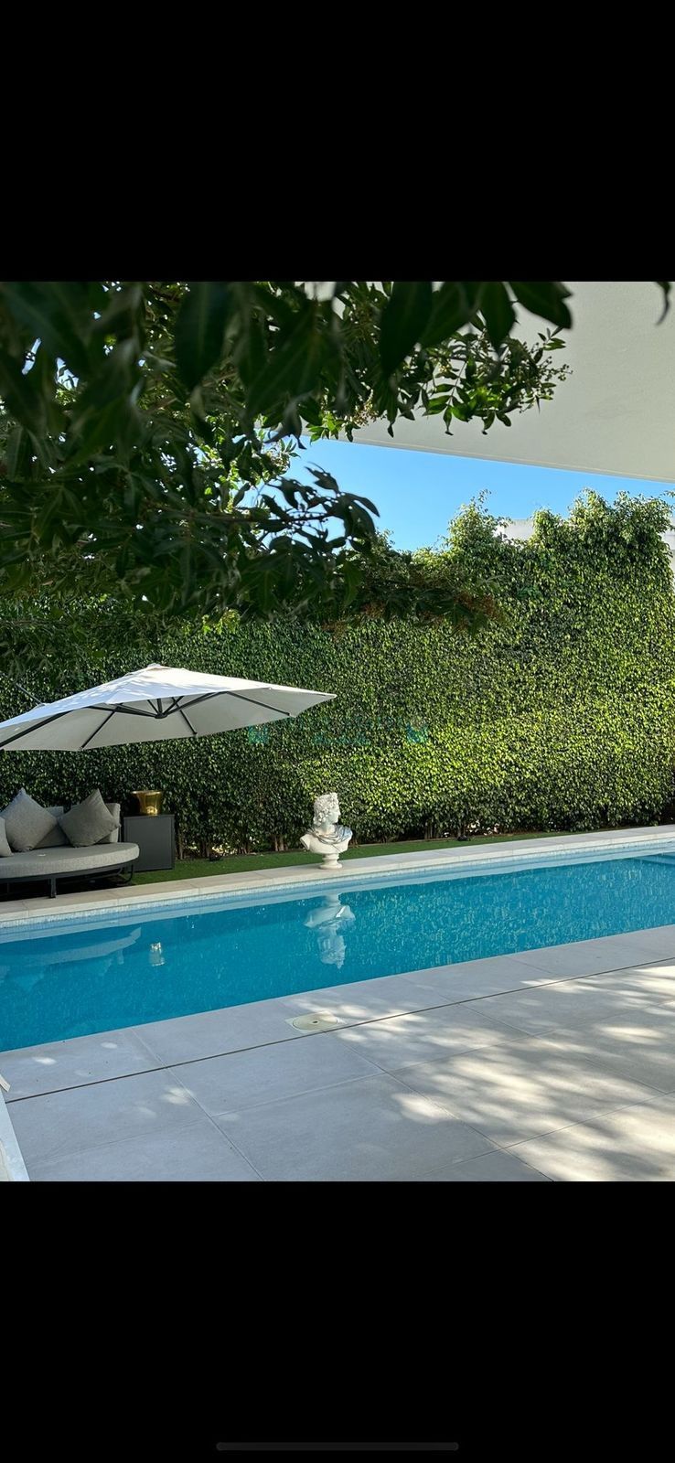 Villa for sale in Atalaya, Estepona