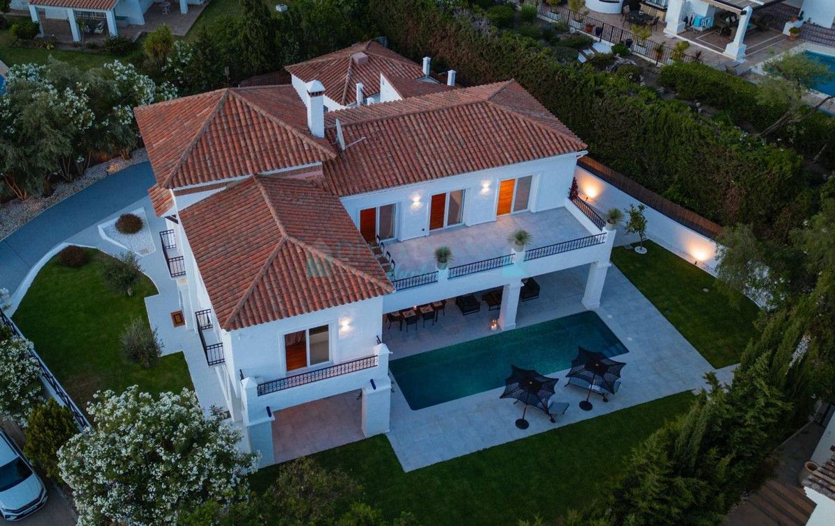 Villa for rent in Benahavis