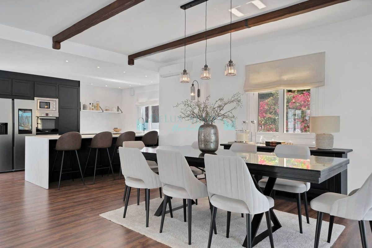 Villa for rent in Benahavis