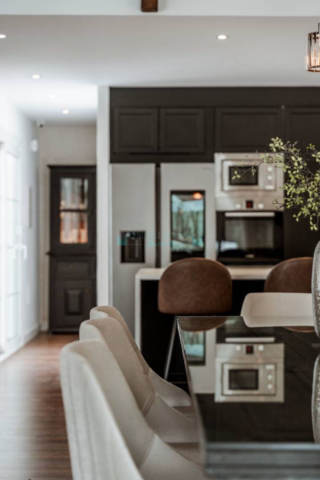 Villa for rent in Benahavis