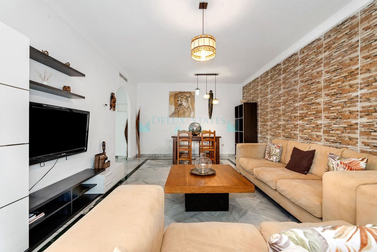 Ground Floor Apartment for sale in Nueva Andalucia