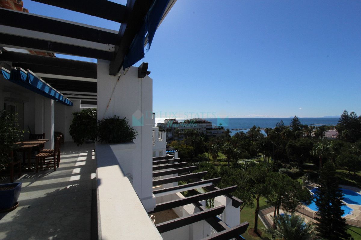 Penthouse for sale in Marbella - Puerto Banus