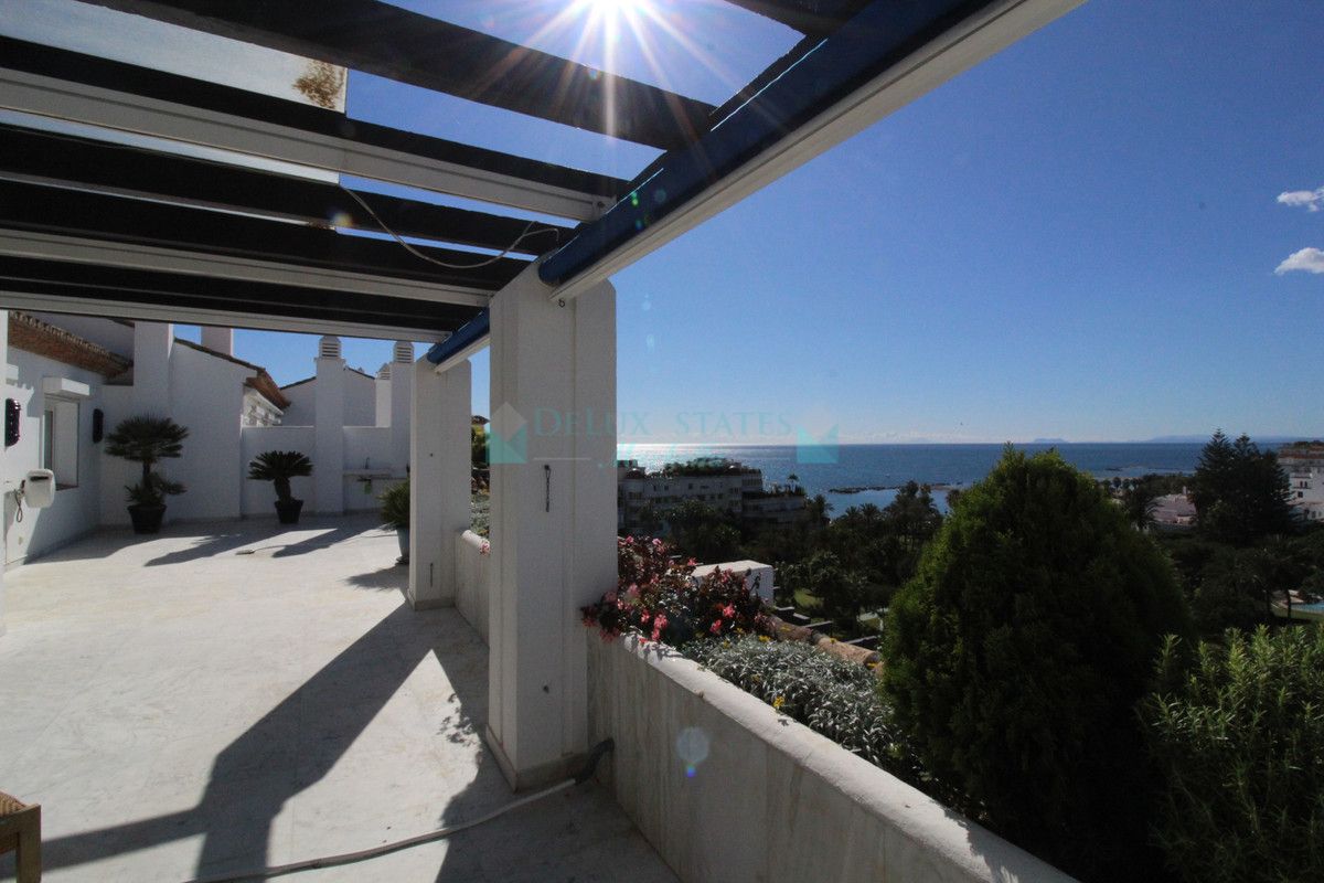 Penthouse for sale in Marbella - Puerto Banus