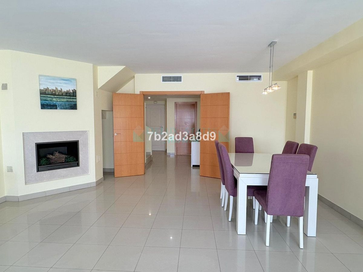 Town House for sale in New Golden Mile, Estepona