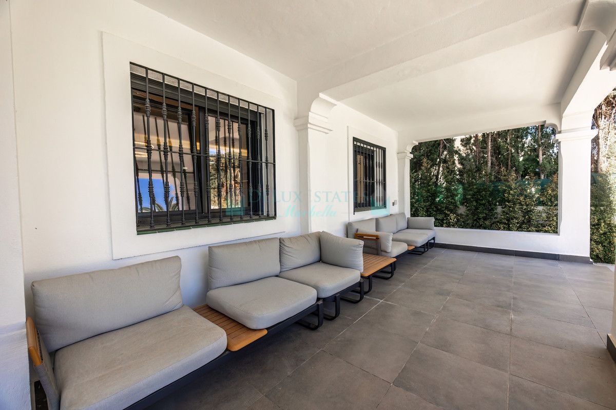 Villa for rent in Nueva Andalucia