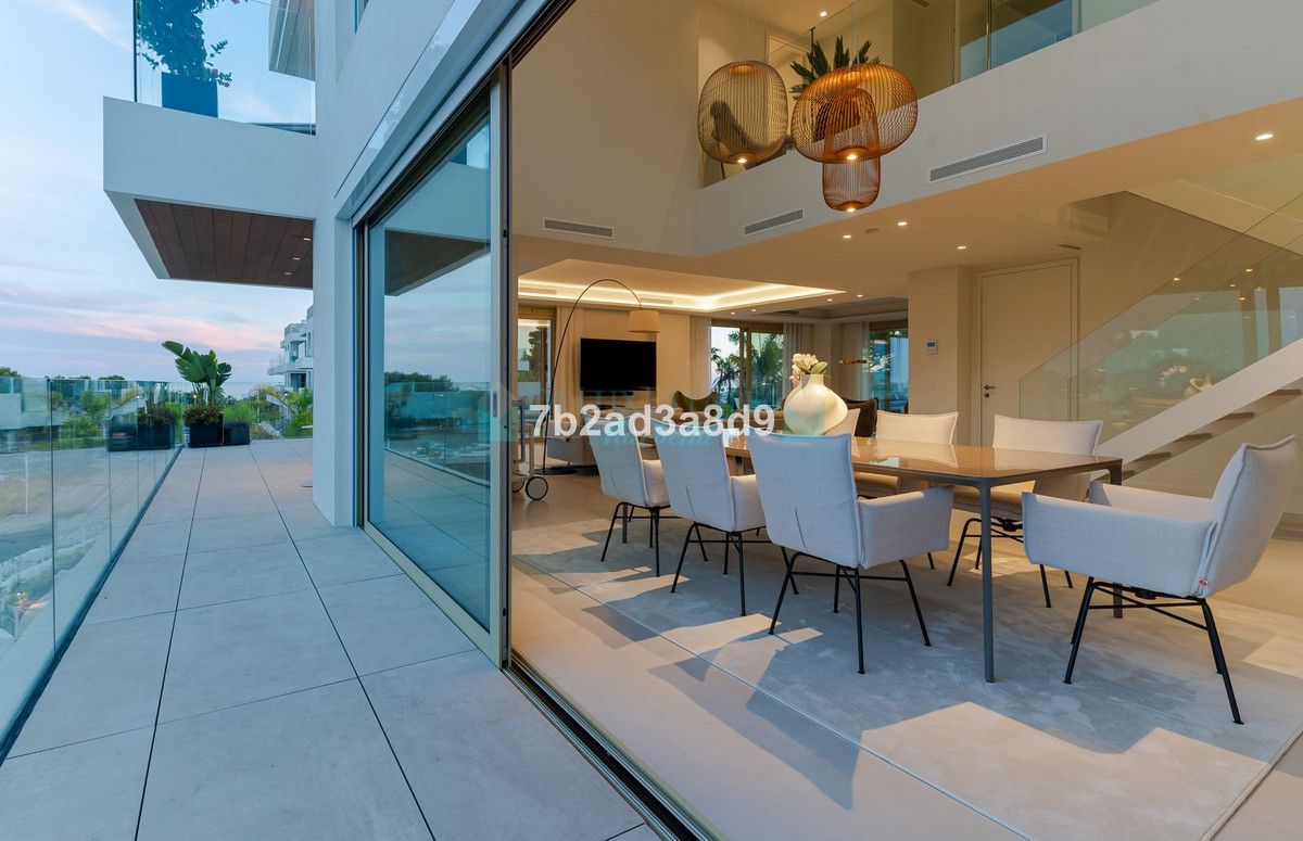 Penthouse for sale in Marbella Golden Mile