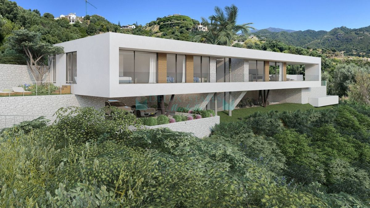 Villa for sale in Benahavis