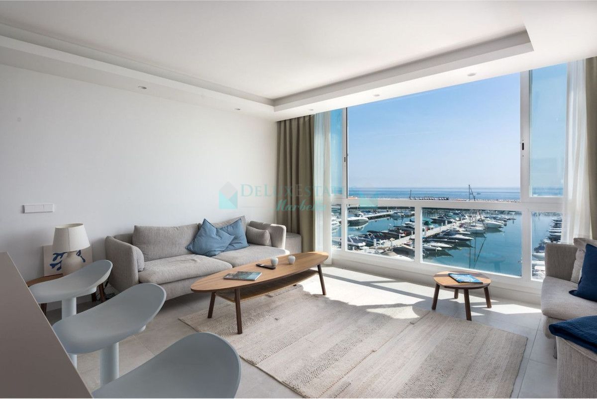 Penthouse for sale in Marbella - Puerto Banus