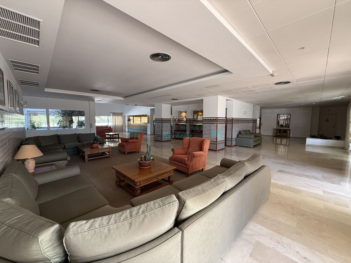 Apartamento Planta Baja en alquiler en El Paraiso, Estepona