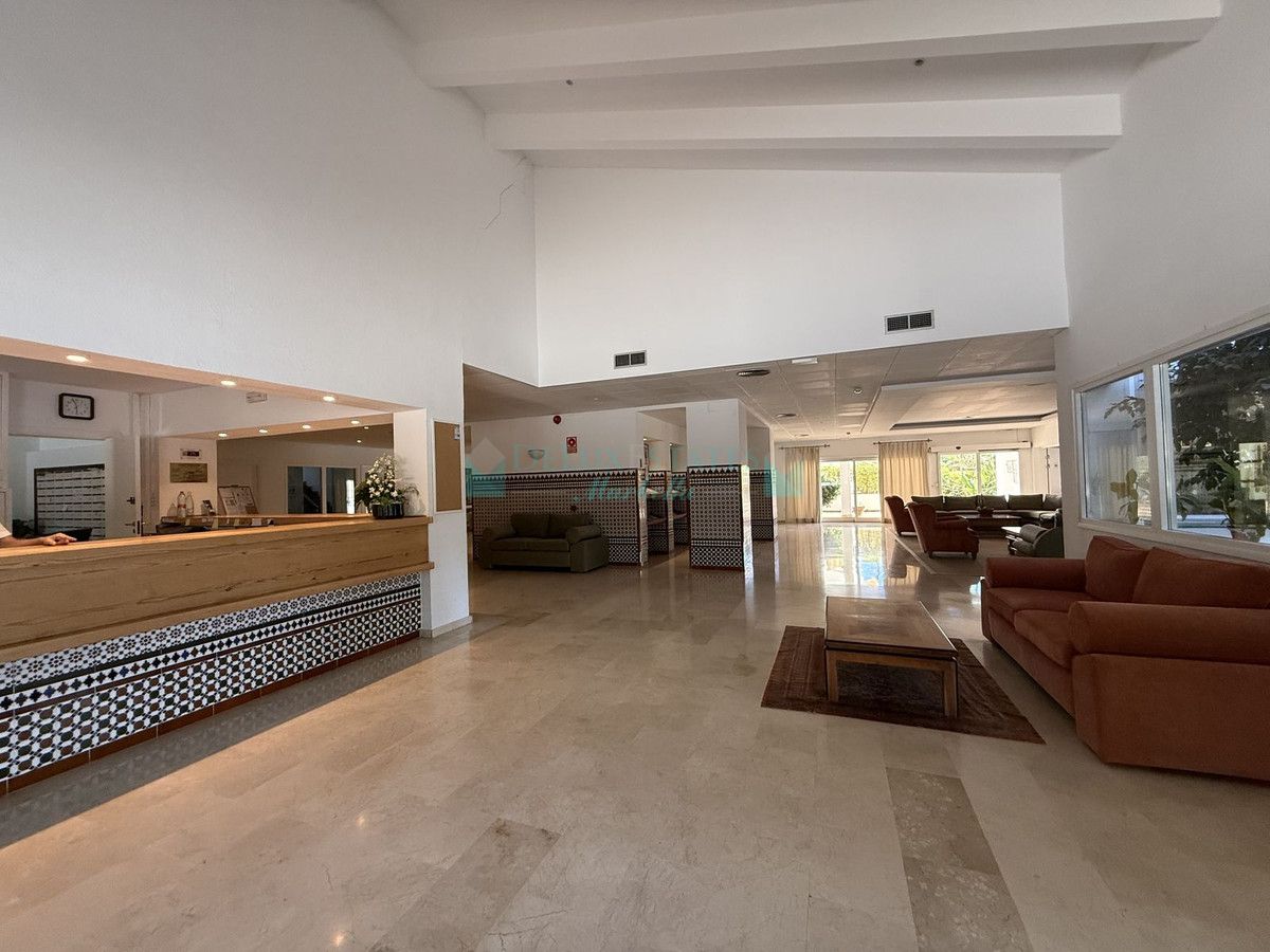 Apartamento Planta Baja en alquiler en El Paraiso, Estepona
