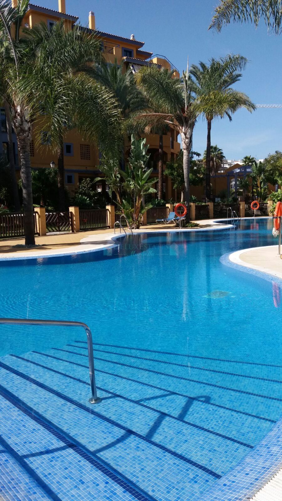 Apartamento Planta Baja en venta en San Pedro de Alcantara