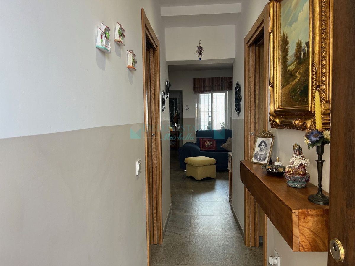 Town House for sale in Estepona