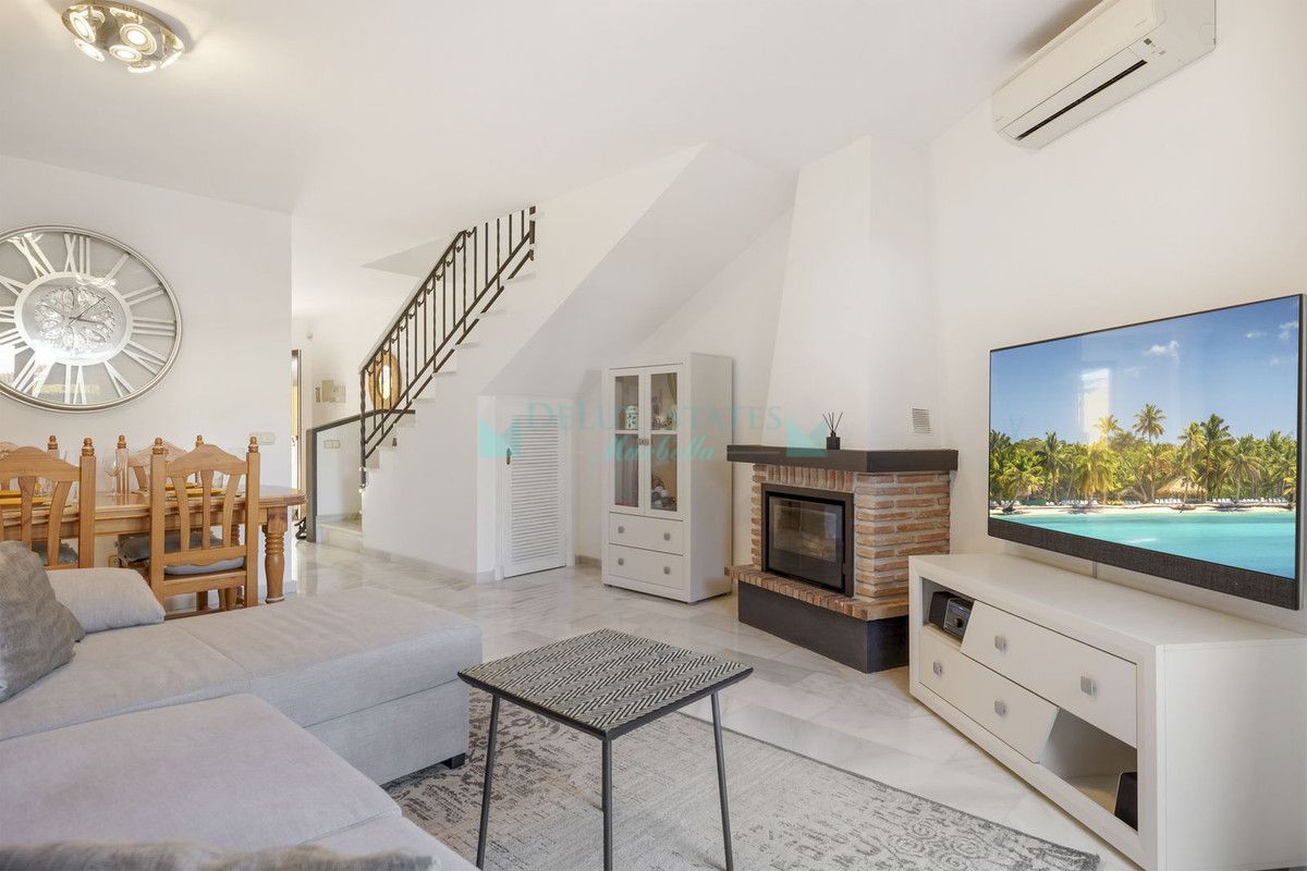 Adosado en venta en Bel Air, Estepona