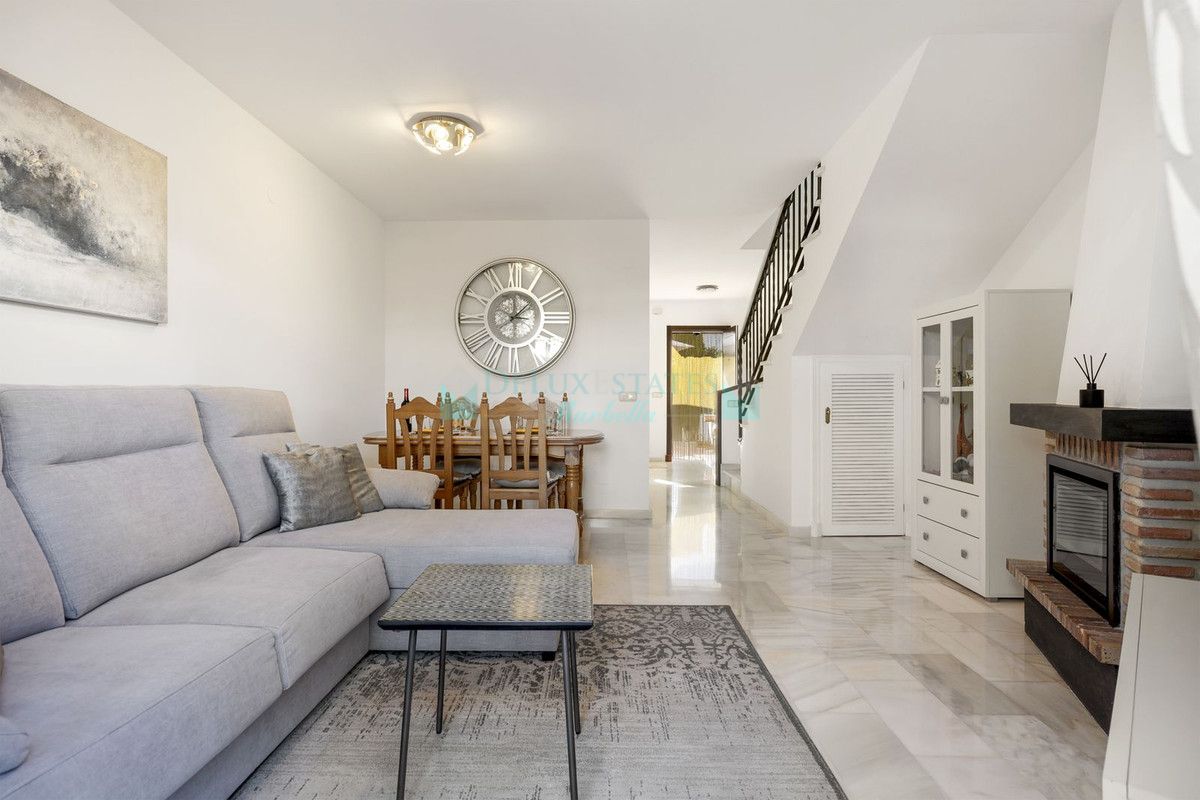 Adosado en venta en Bel Air, Estepona