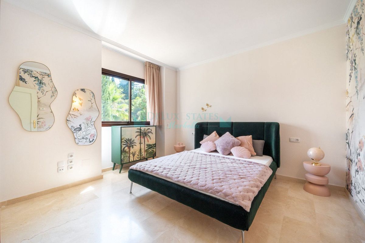 Ático en venta en La Quinta, Benahavis