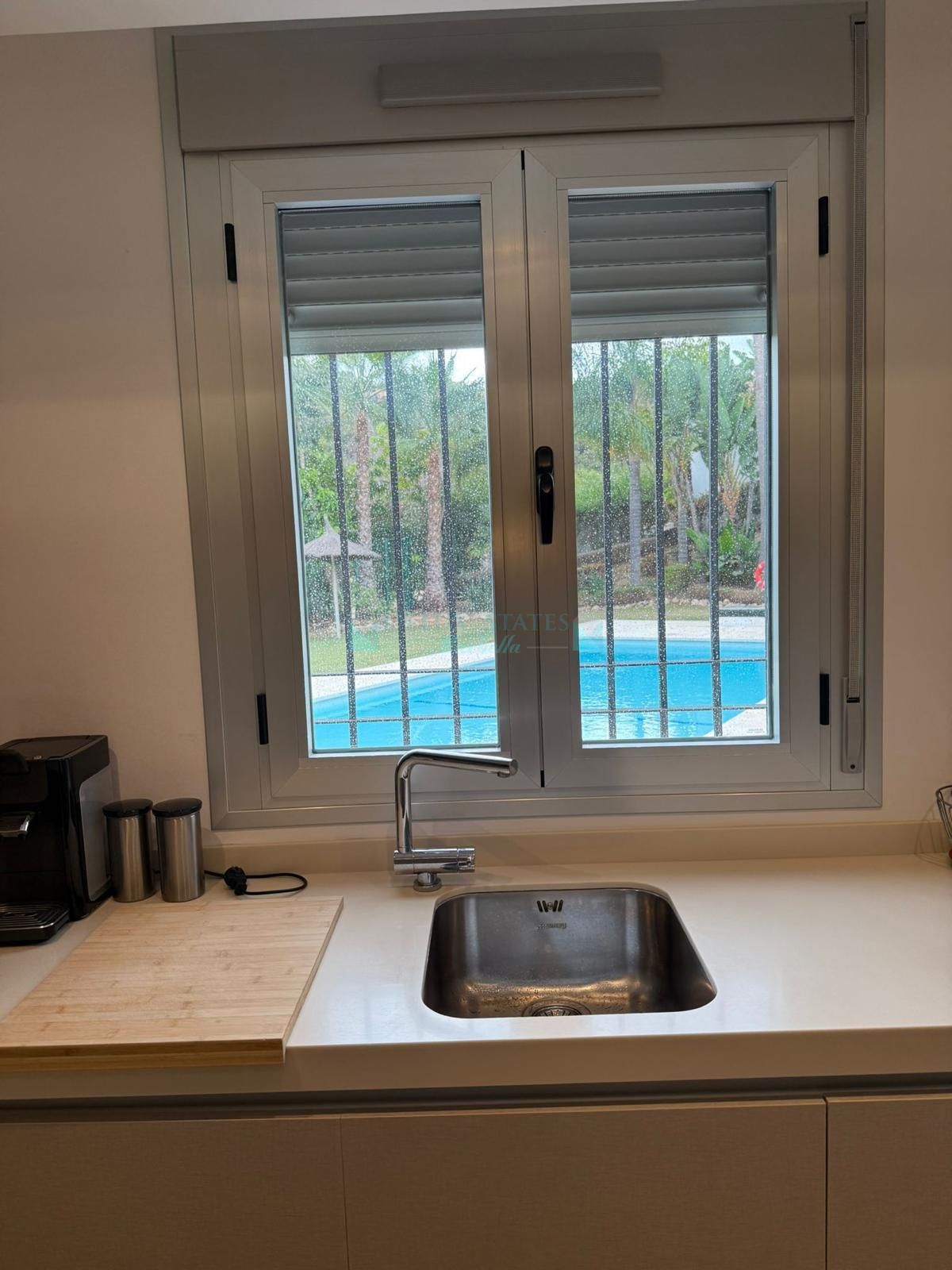 Apartamento Planta Baja en alquiler en La Mairena, Marbella Este
