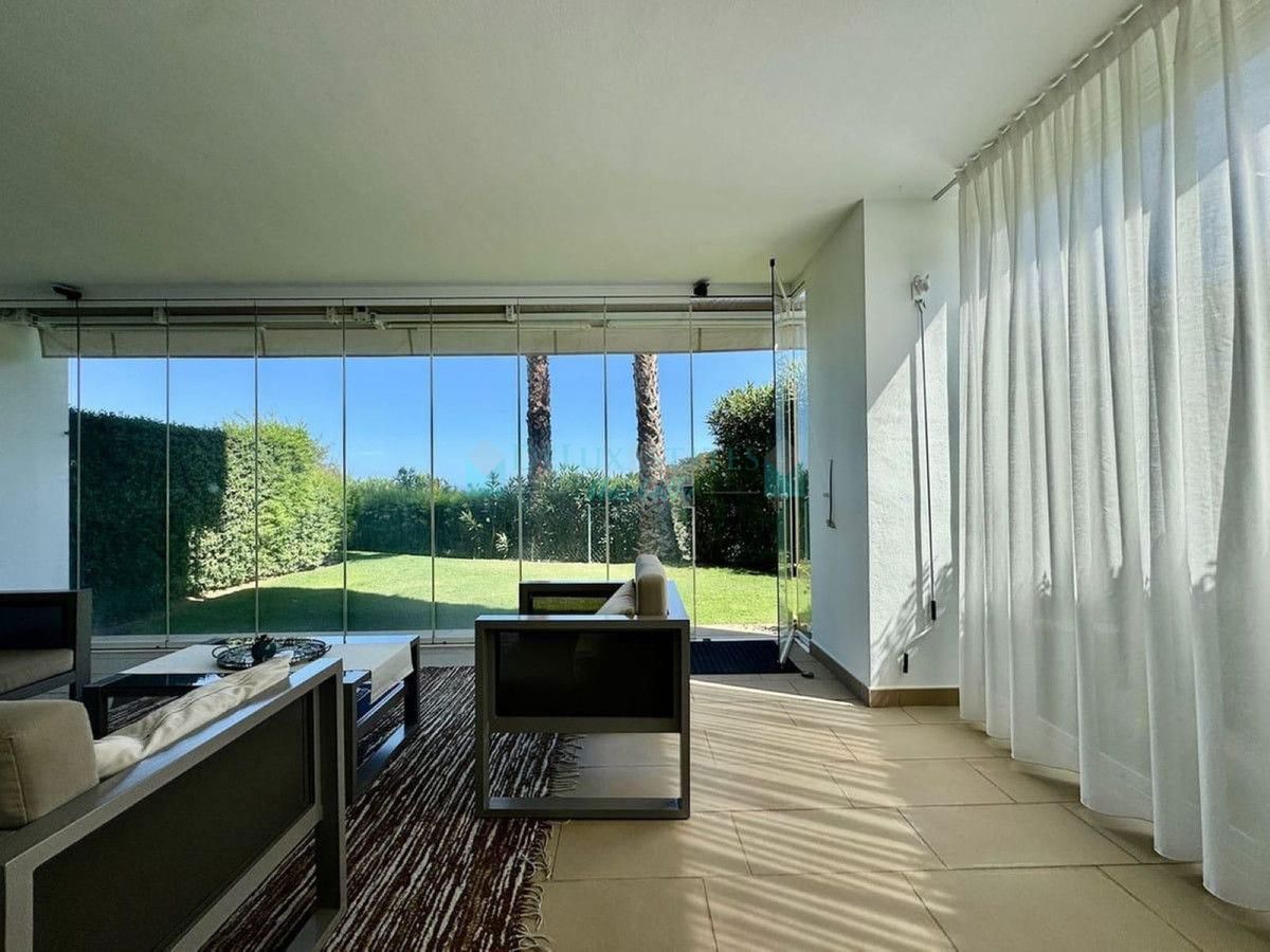 Ground Floor Apartment for rent in La Mairena, Marbella East