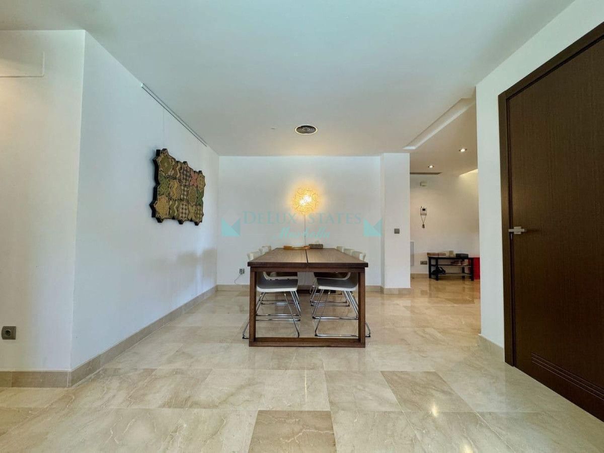 Ground Floor Apartment for rent in La Mairena, Marbella East