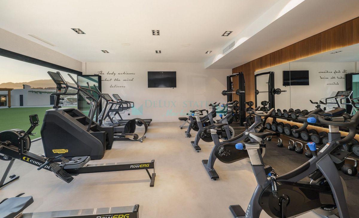 Villa en alquiler en Benahavis