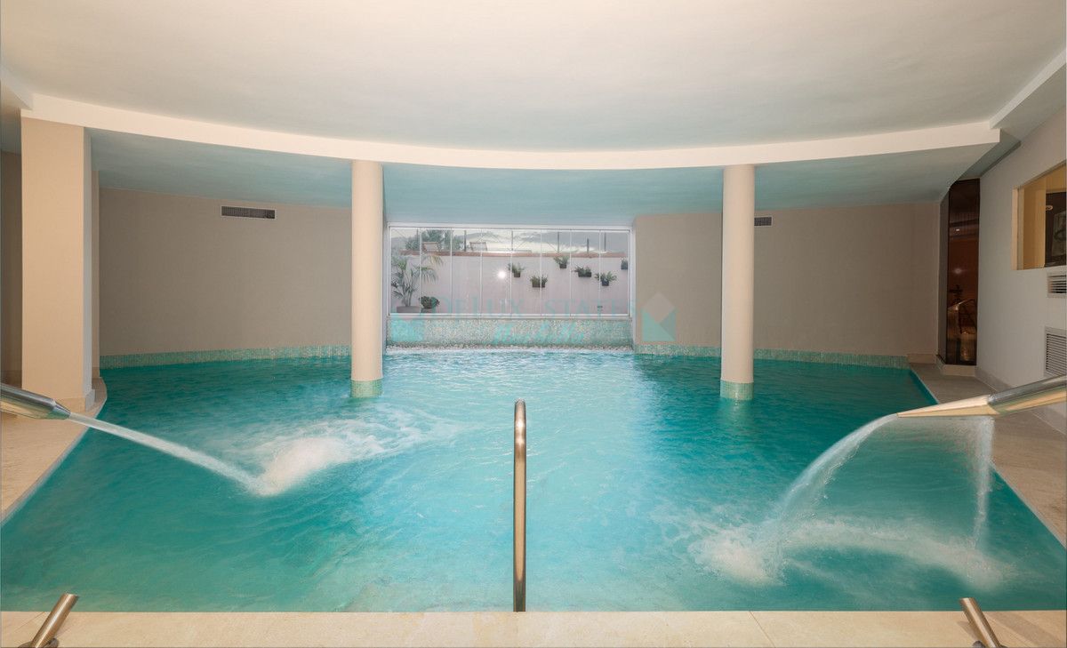 Villa for rent in Benahavis