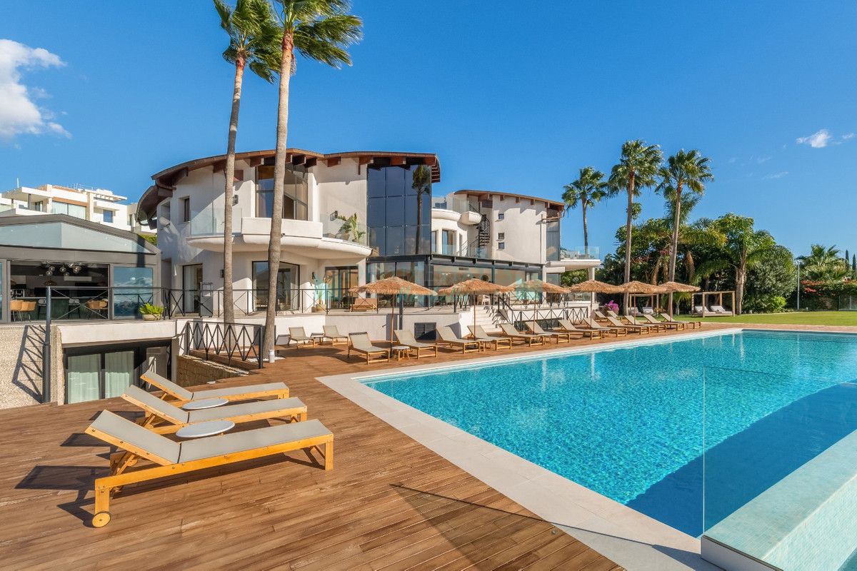 Villa en alquiler en Benahavis