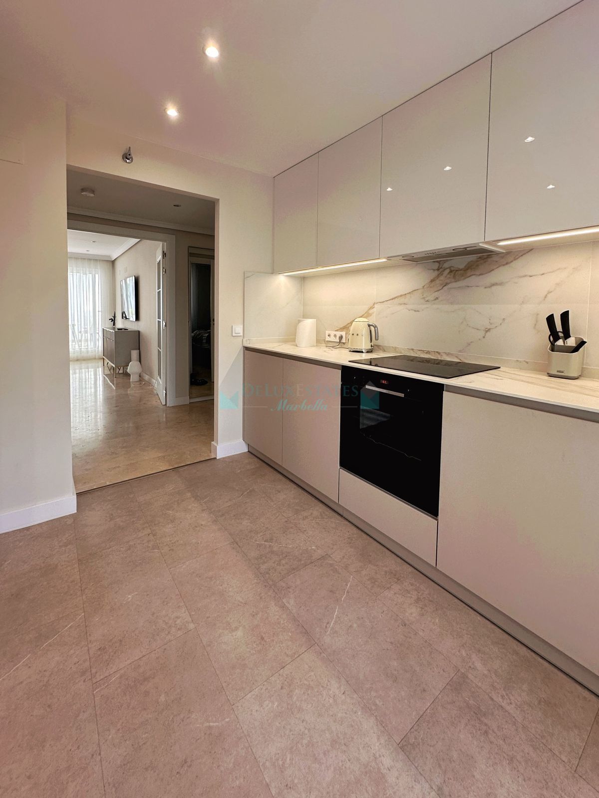 Apartment for rent in Selwo, Estepona