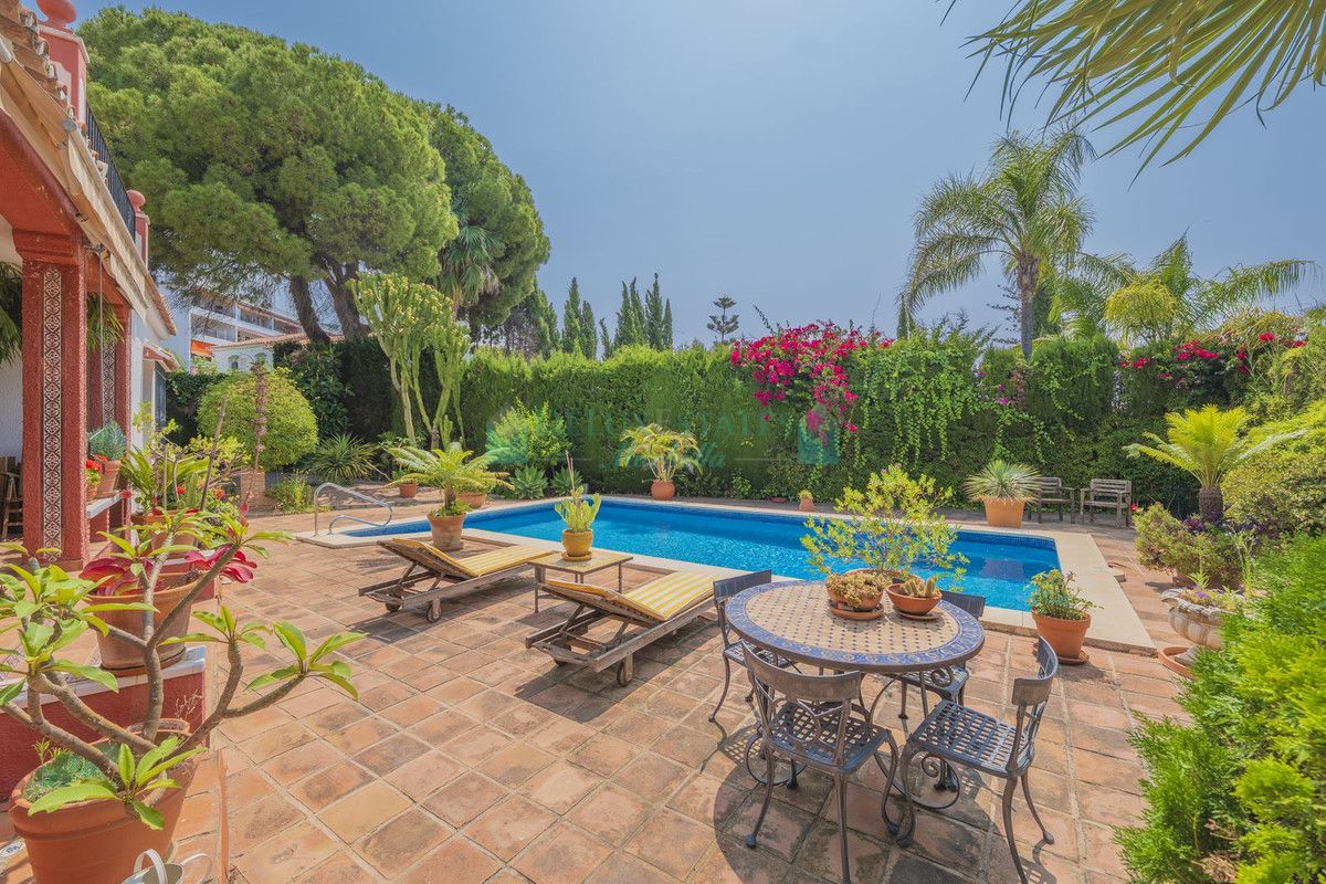 Villa for sale in Marbella