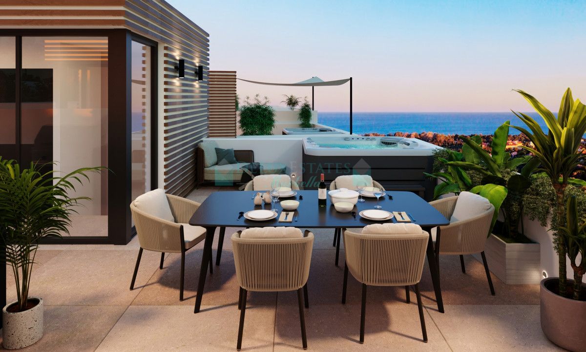 Villa for sale in Elviria, Marbella East