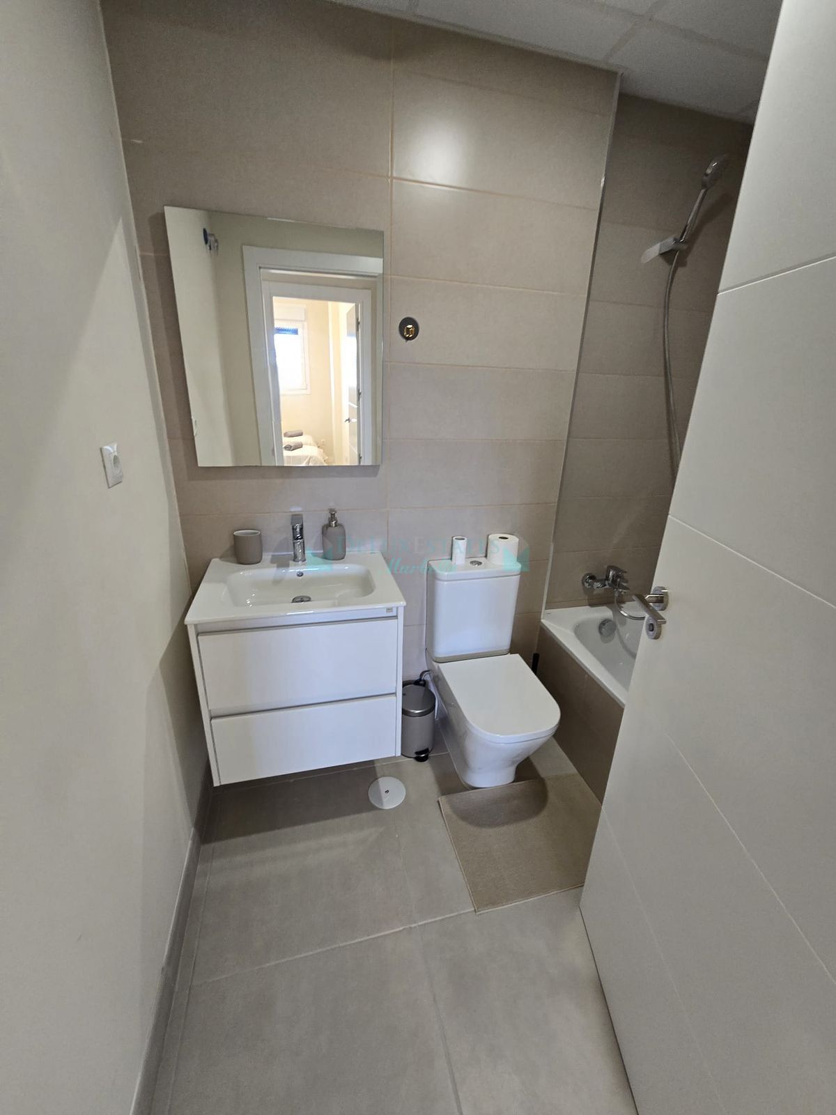 Ground Floor Apartment for sale in Estepona