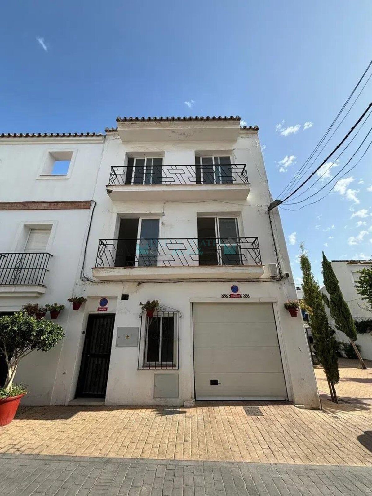 Villa Pareada en venta en Estepona